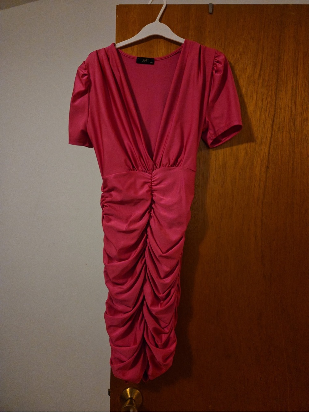 Women’s Pink Ruched V-Neck Dress